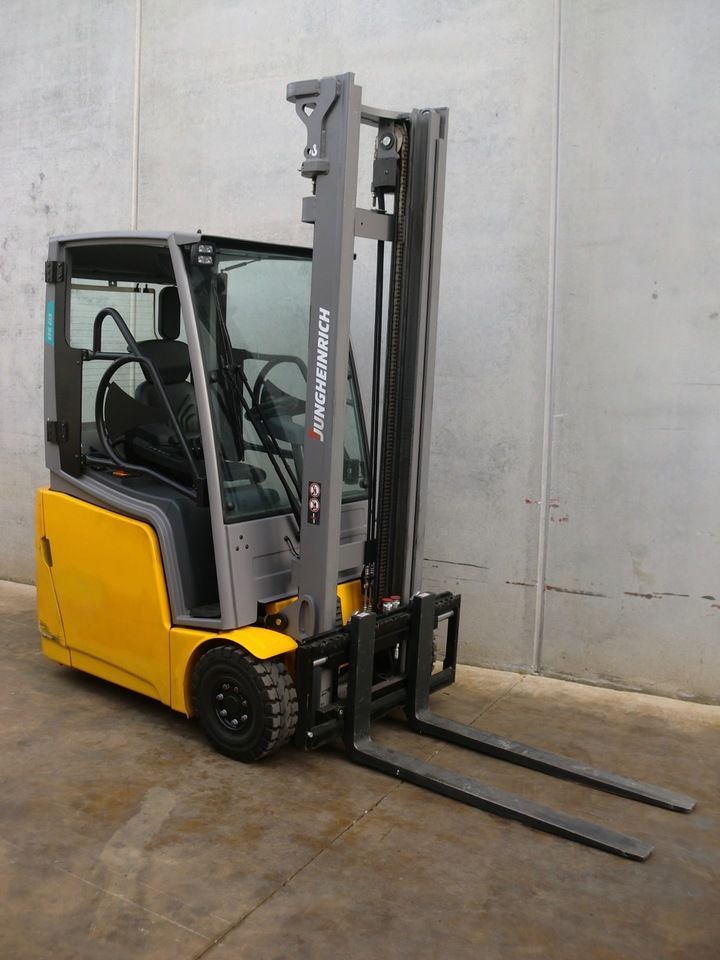 Аккумуляторы для погрузчика Jungheinrich